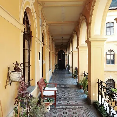Hotel apartamentowy Budapestayz - Raday