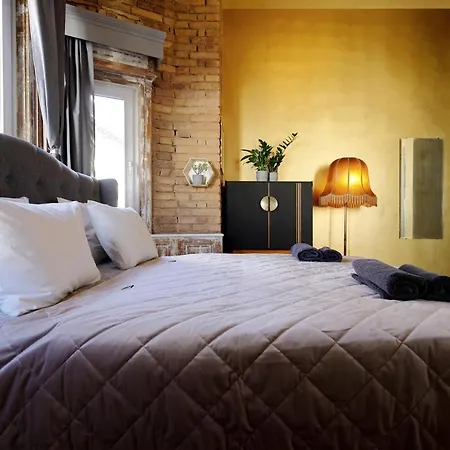 Hotel apartamentowy Budapestayz - Raday