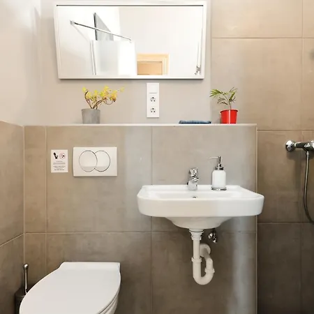 Budapestayz - Raday 3*