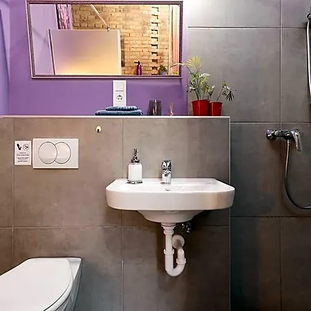 Budapestayz - Raday Apartmanhotel 3*