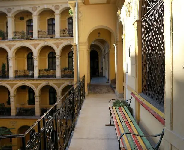 Budapestayz - Raday Hotel apartamentowy 3*