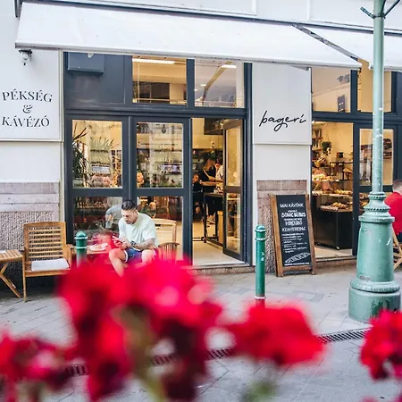 Budapestayz - Raday Lägenhetshotell Budapest